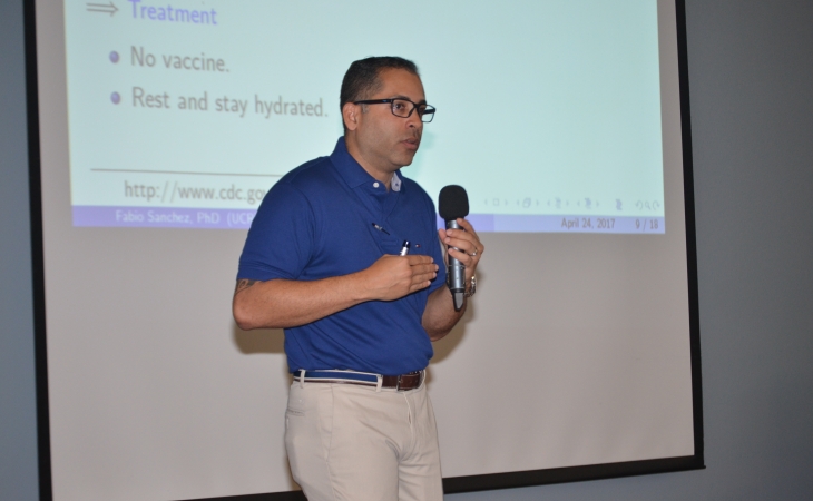 Fabio Sánchez expuso su investigación sobre un "Análisis comparativo de brotes de dengue versus chikunguya en Costa Rica", III Foro de Investigación en Ciencias Básicas.
