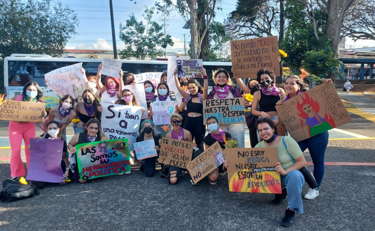 UCR: Todas la mujeres, todos los derechos", la Universidad de Costa Rica (UCR), Día Internacional de la Mujer., 8 marzo